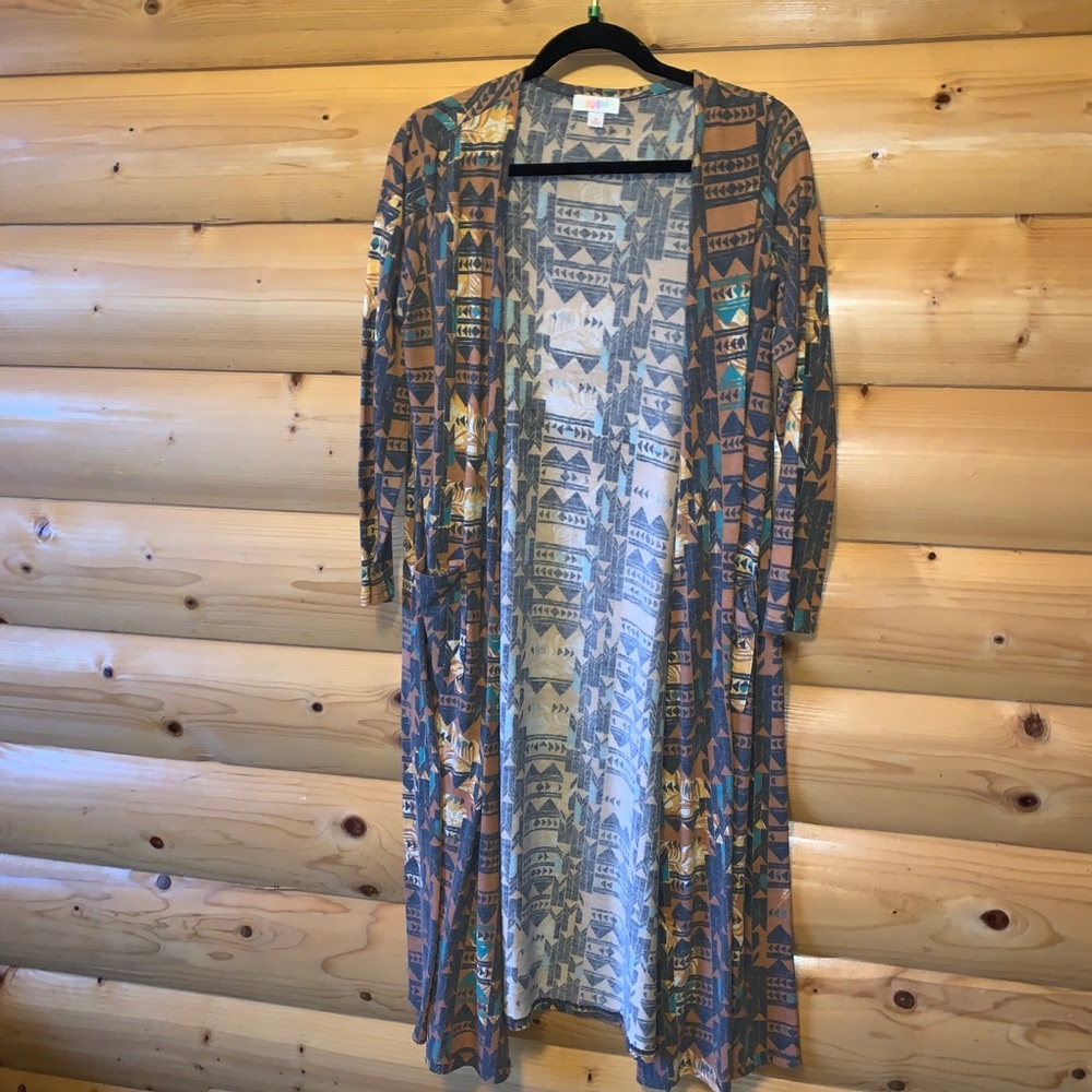 LuLaRoe Sarah.